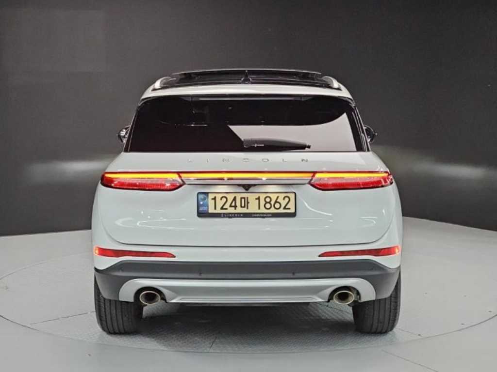 Lincoln Corsair - Vista 4