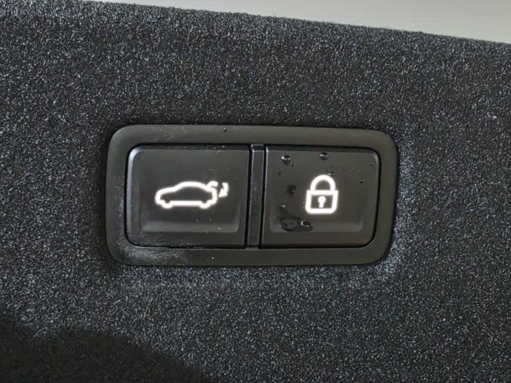 KIA K8 - Vista 6