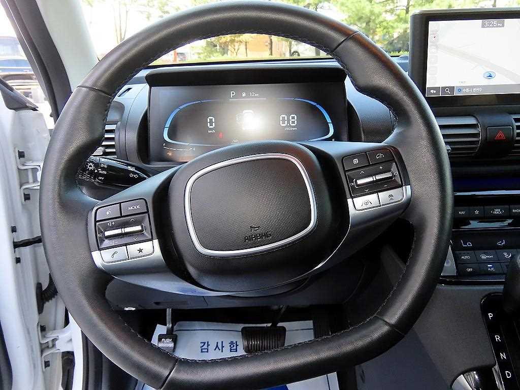 HYUNDAI Casper - Vista 8