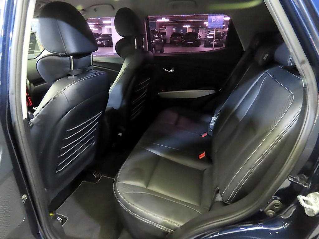 Ssangyong Tivoli - Vista 7