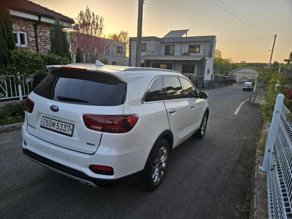 KIA Sorento - Vista 4