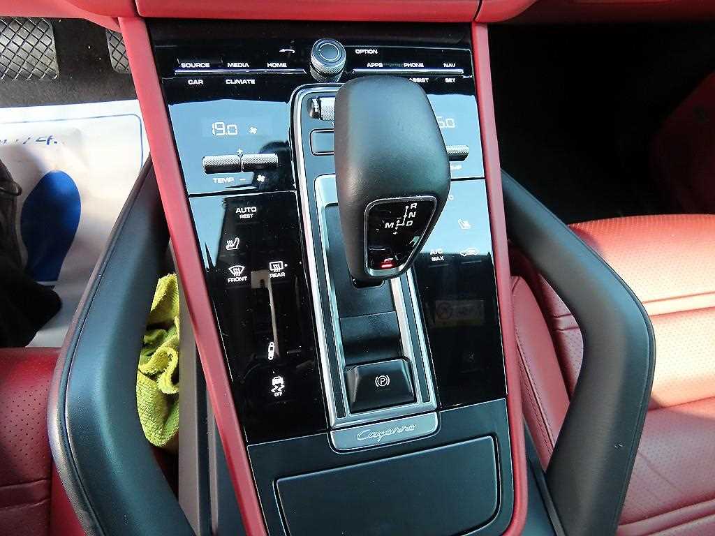 Porsche Cayenne - Vista 10