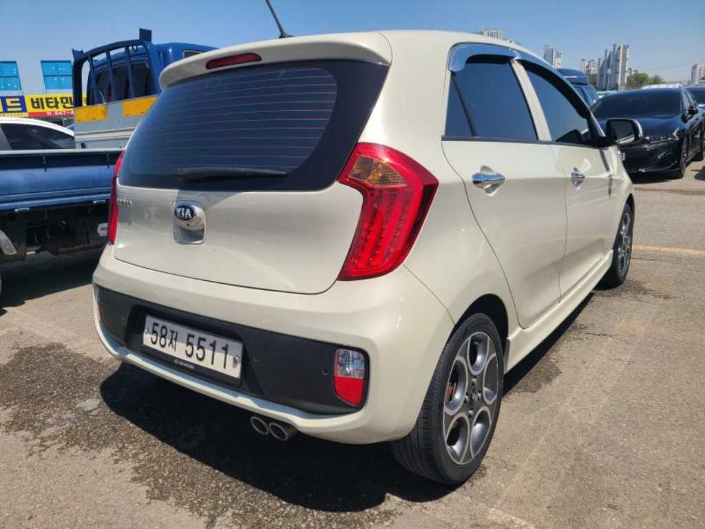 KIA Morning - Vista 6