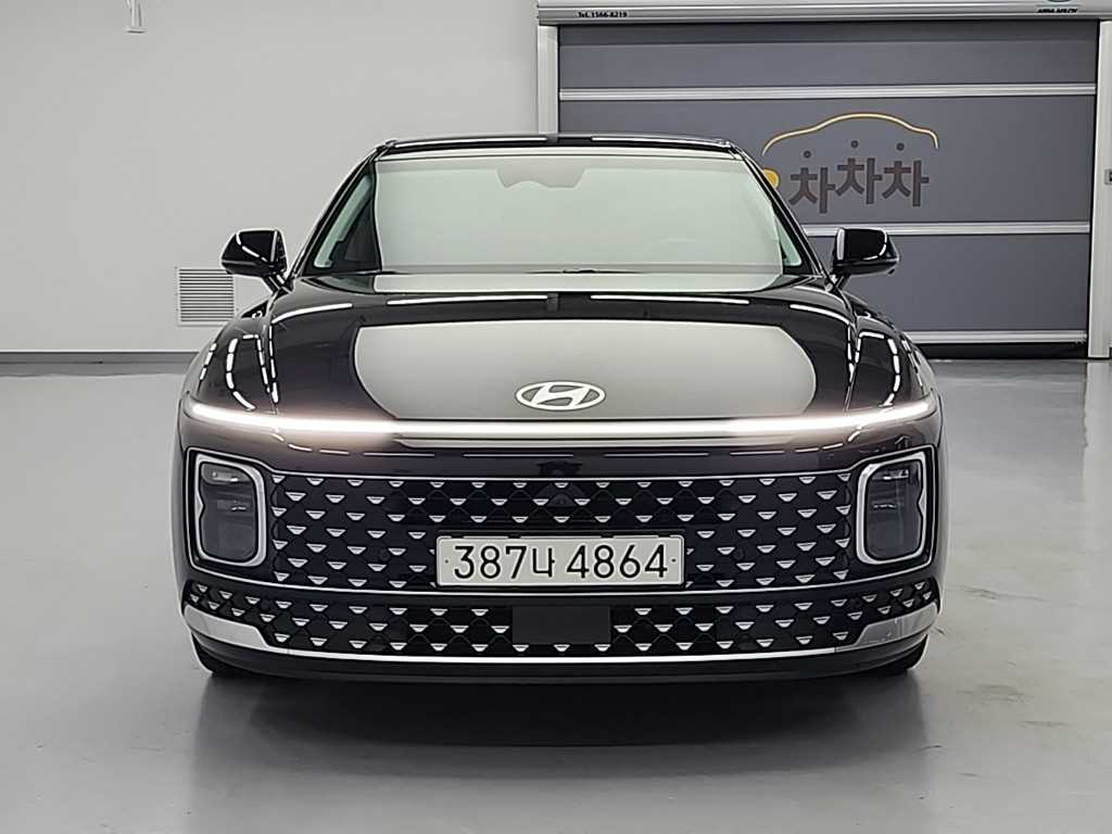 HYUNDAI Grandeur - Vista 2