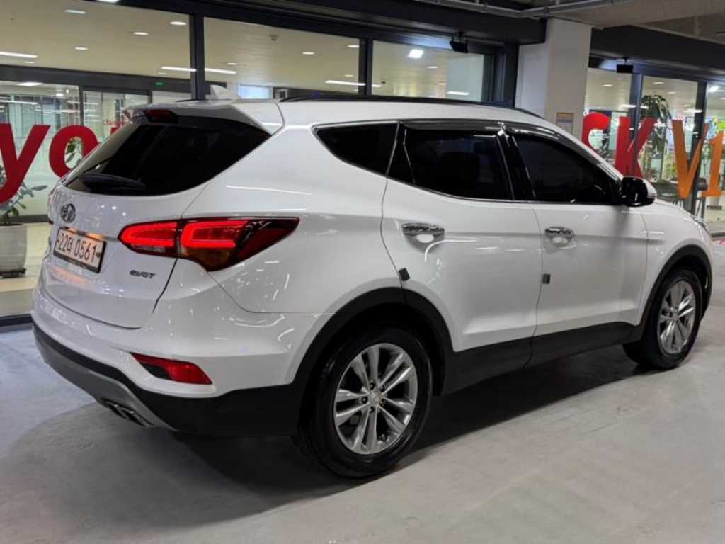 HYUNDAI Santa Fe - Vista 4