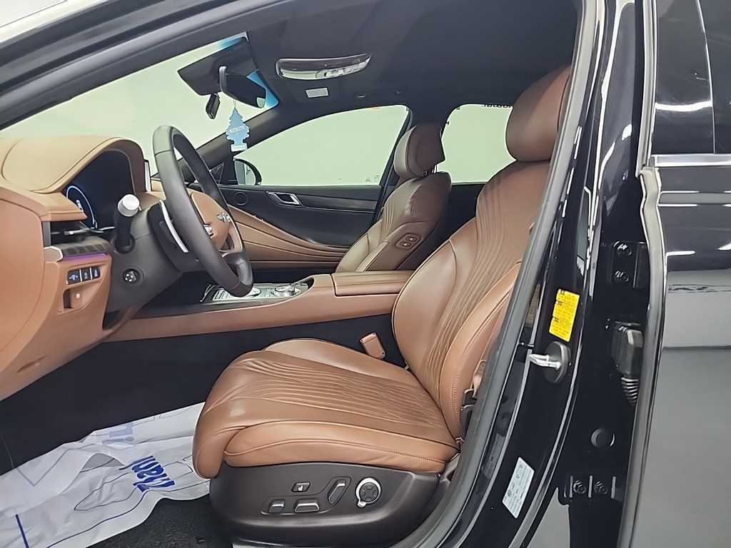 Genesis G80 - Vista 11