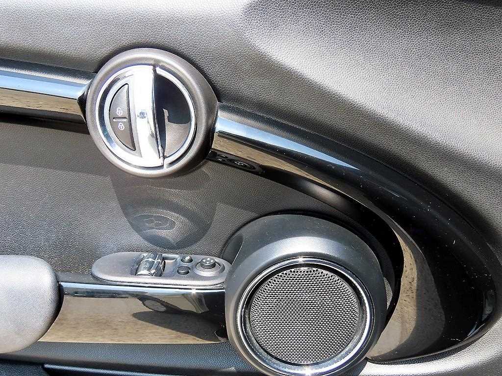 Mini Cooper - Vista 11