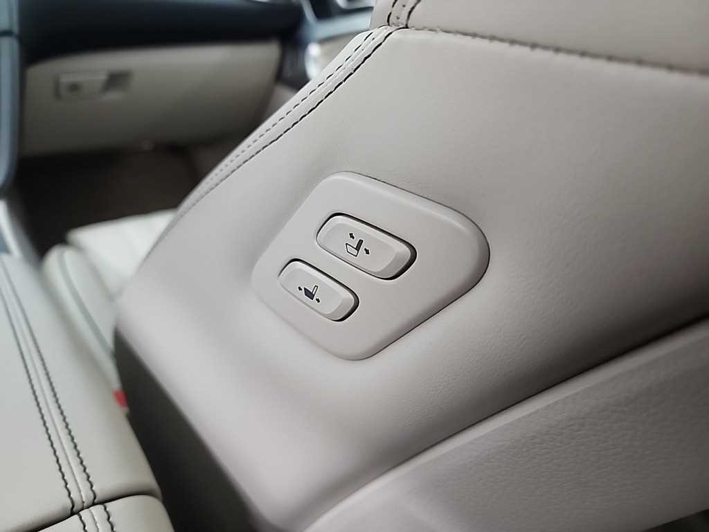 Genesis G70 2019 Rojo - Importación desde Corea - HF Imports Iquique - Foto 14