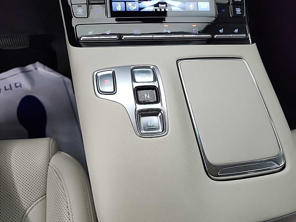 HYUNDAI Grandeur - Vista 8