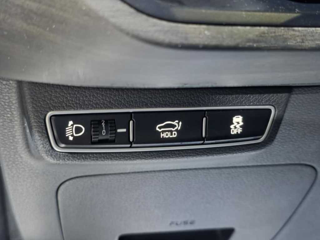 KIA K8 - Vista 12