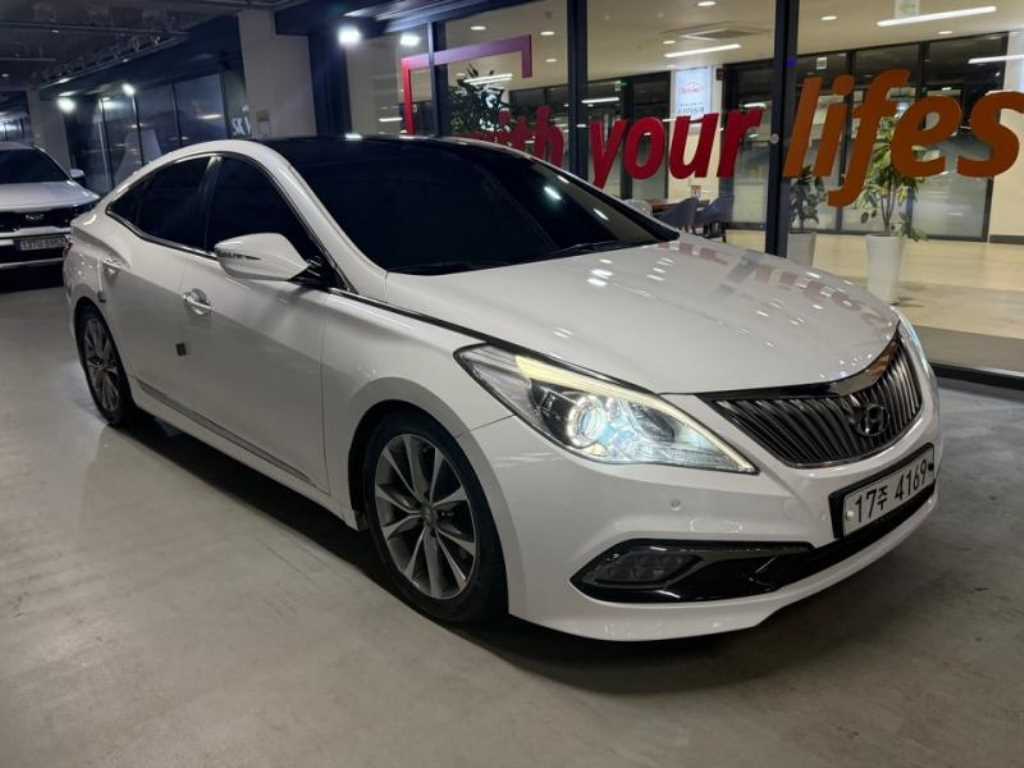 HYUNDAI Grandeur - Vista 2