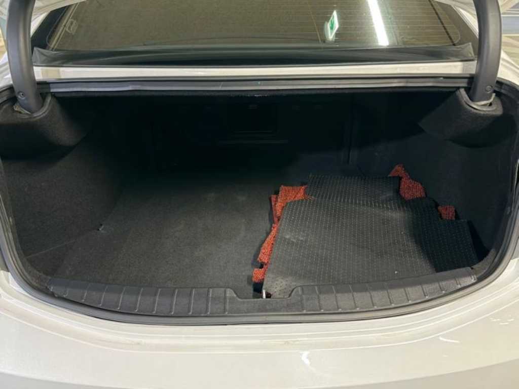 HYUNDAI Grandeur 2015 Blanco - Importación desde Corea - HF Imports Iquique - Foto 18
