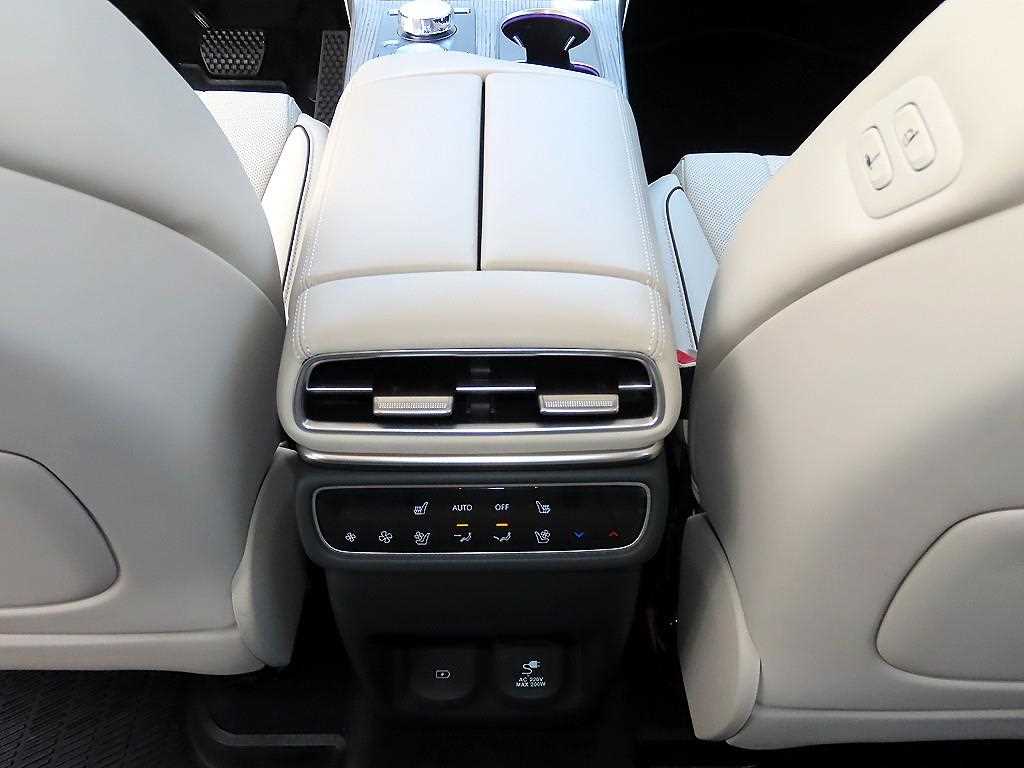 Genesis GV80 2025 Blanco - Importación desde Corea - HF Imports Iquique - Foto 16