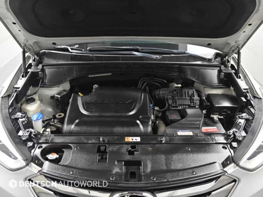 HYUNDAI Santa Fe - Vista 6