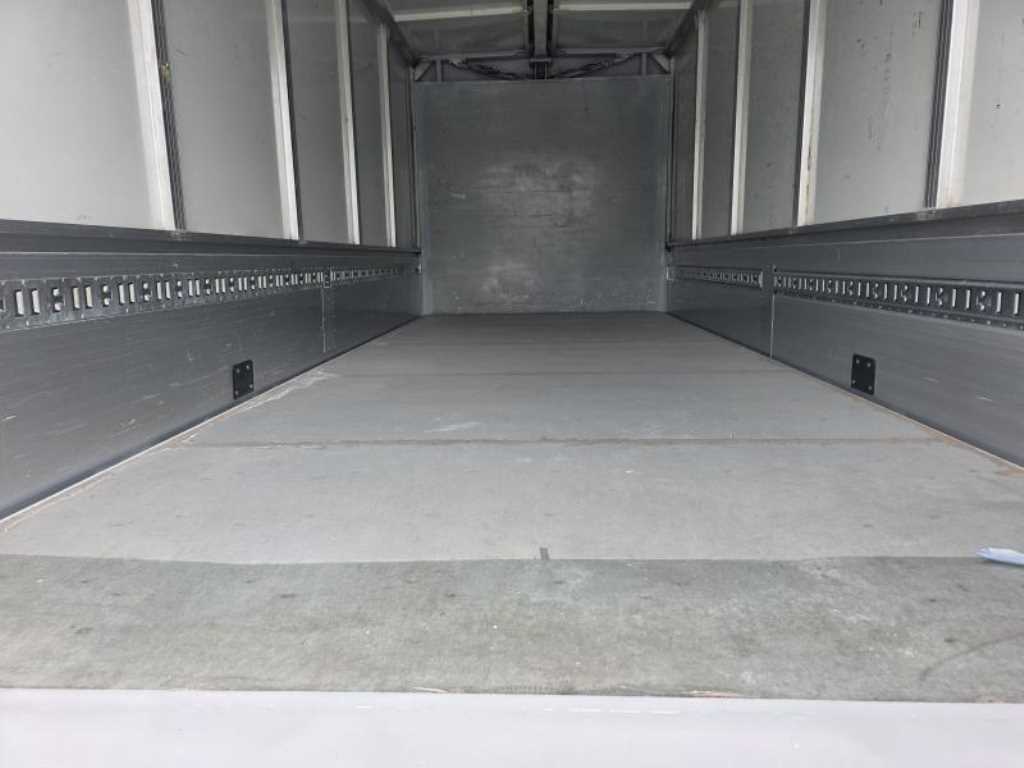 medium and large cargo truck - Vista 7