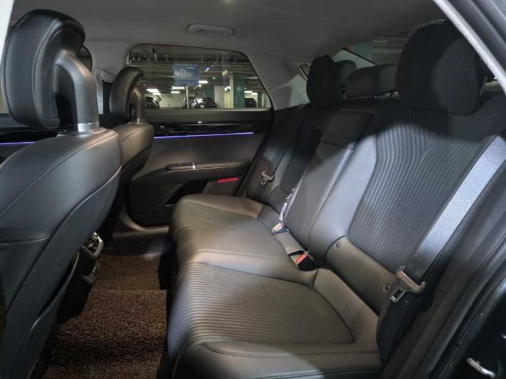 HYUNDAI Grandeur - Vista 9