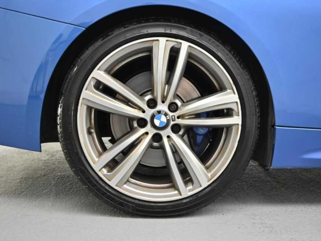 BMW 4 Series - Vista 5