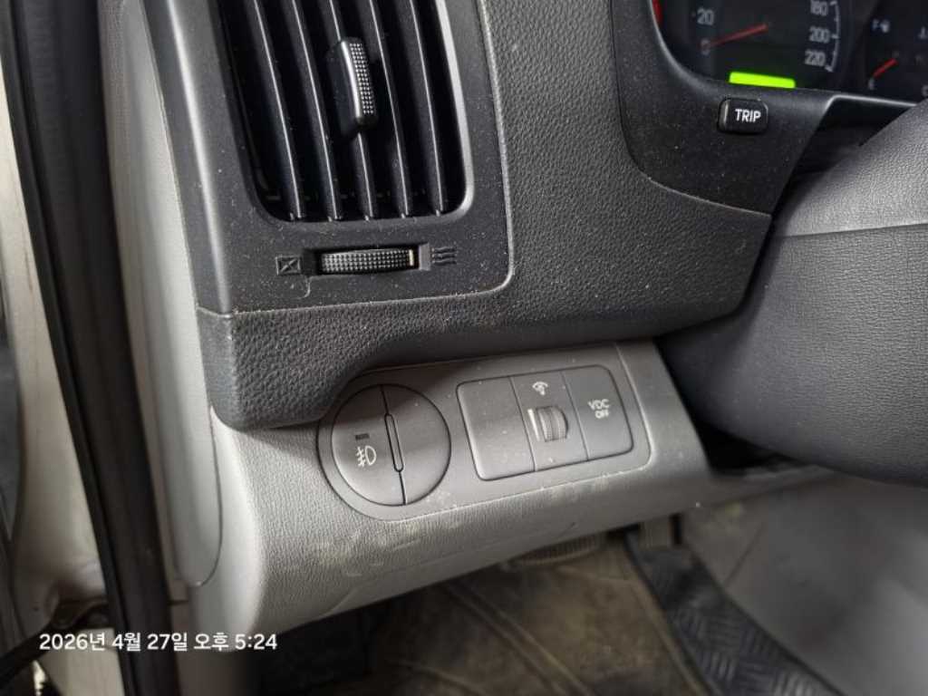 HYUNDAI Starex - Vista 8
