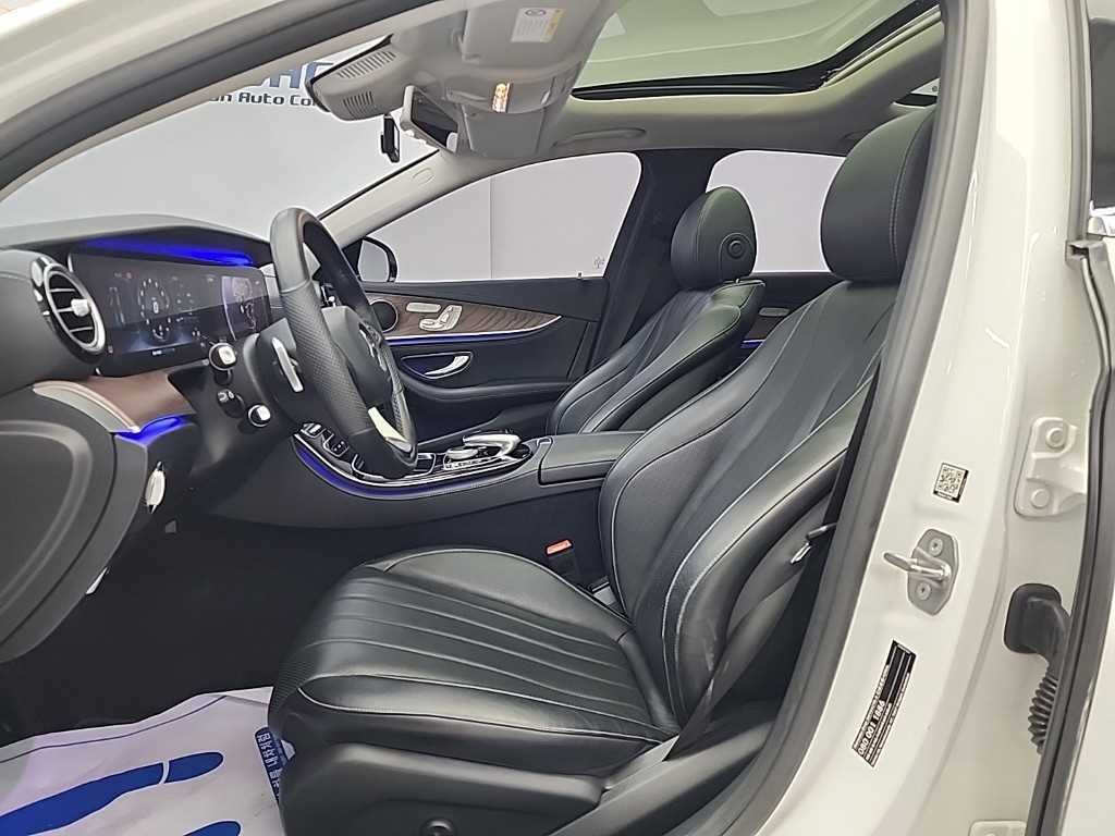 Mercedes Benz E class - Vista 11