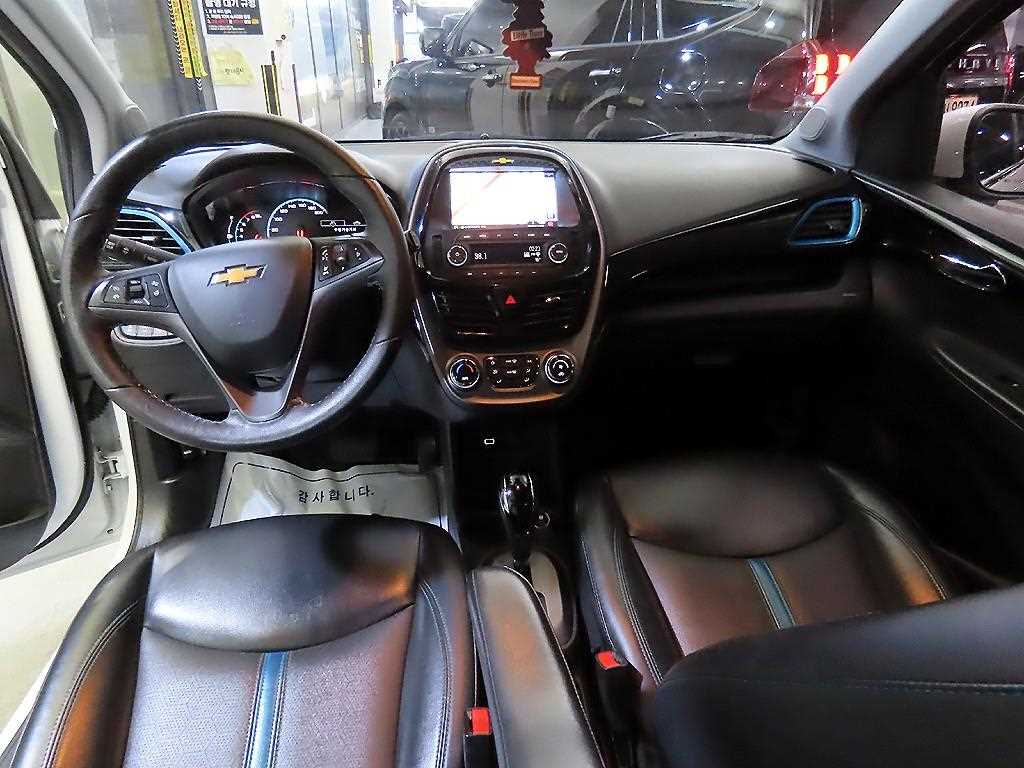 Chevrolet Spark - Vista 11