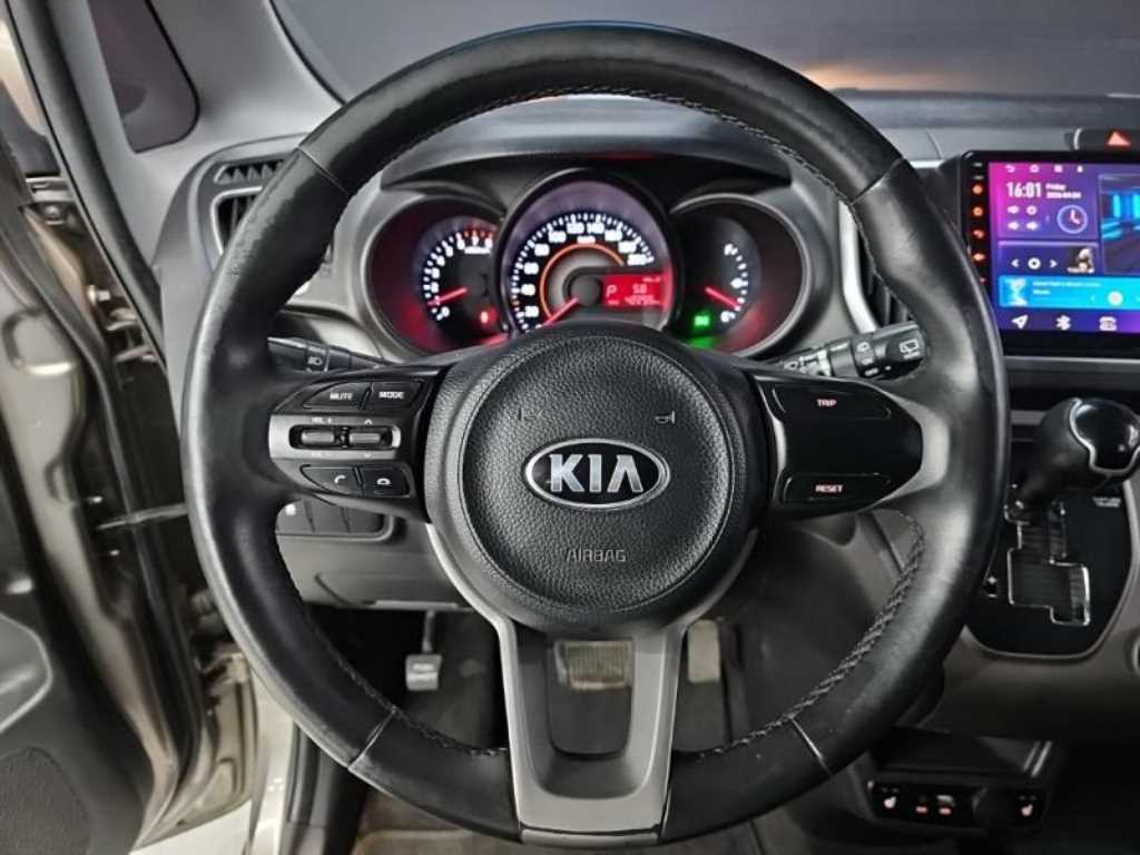 KIA Ray - Vista 7