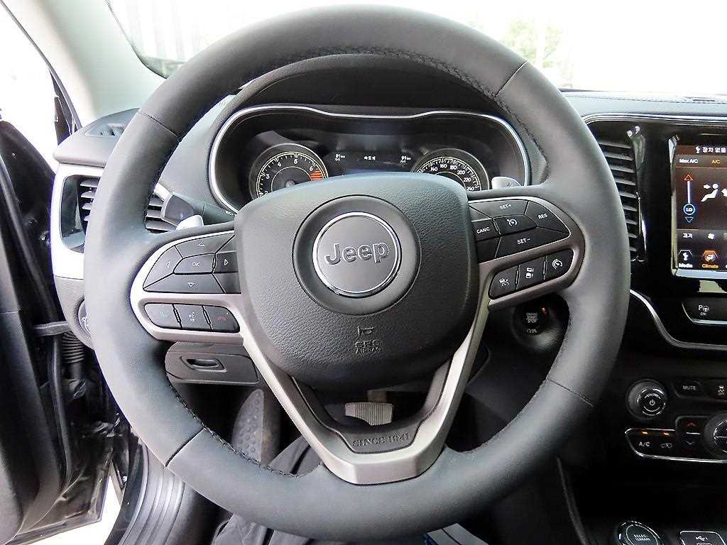 Jeep Cherokee - Vista 8