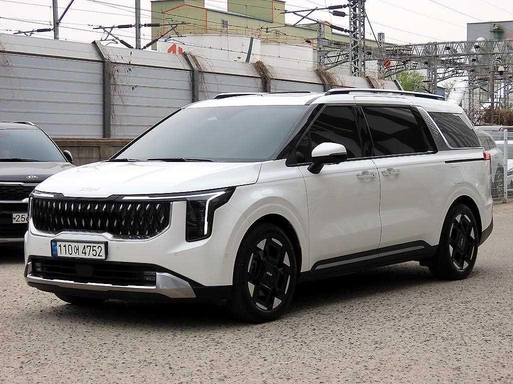 KIA Carnival - Vista 2