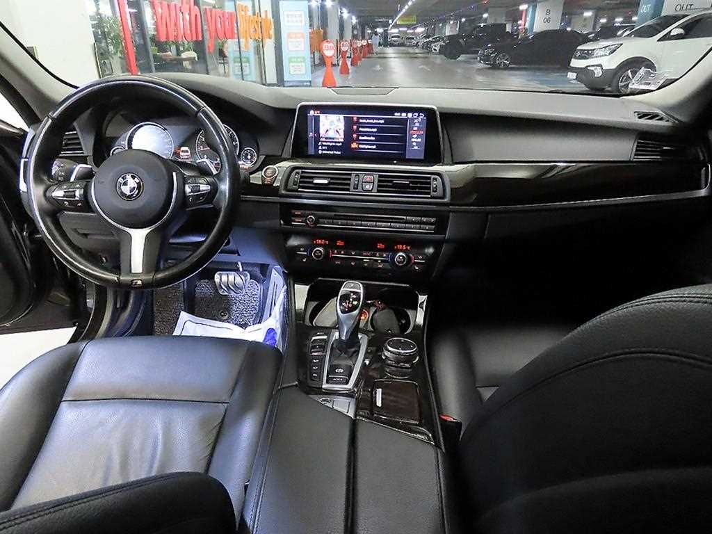 BMW 5 Series - Vista 10