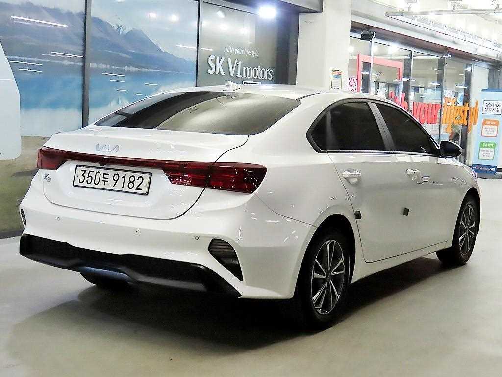 KIA K3 - Vista 4