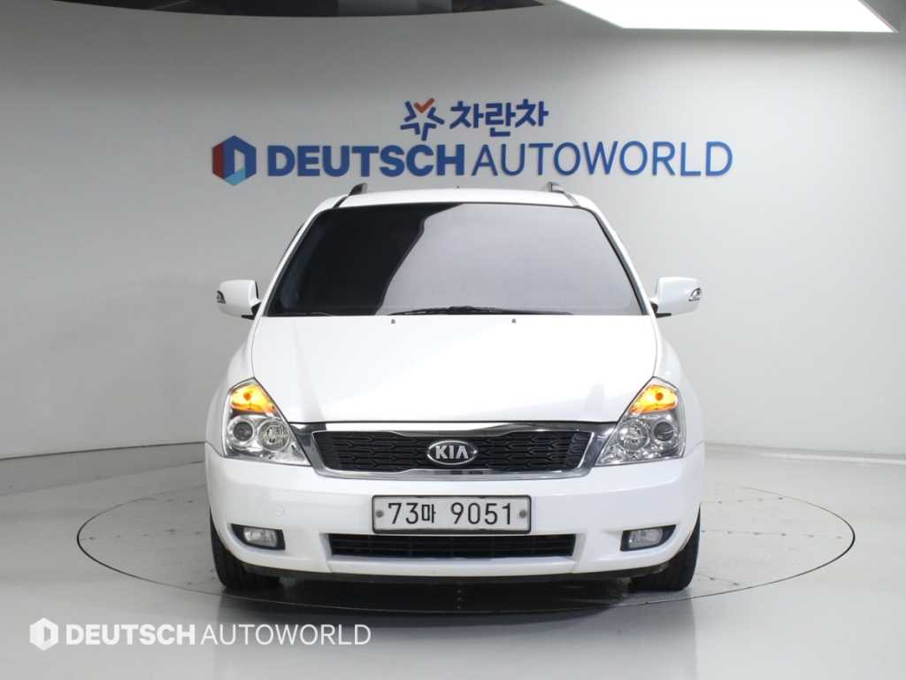KIA Carnival - Vista 3