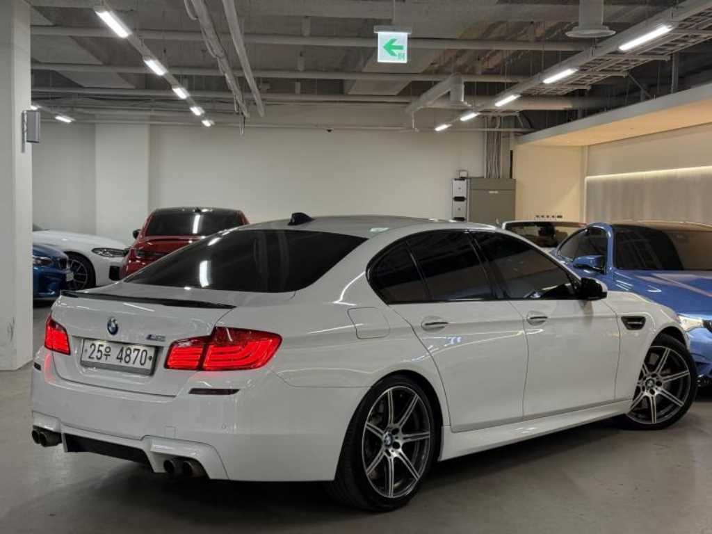 BMW 5 Series - Vista 2