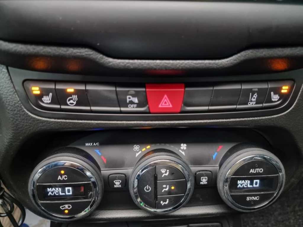 Jeep Renegade - Vista 10