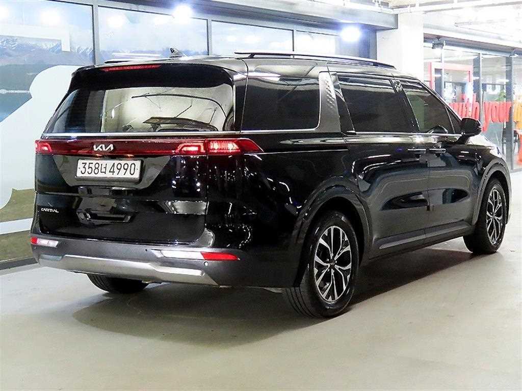 KIA Carnival - Vista 4
