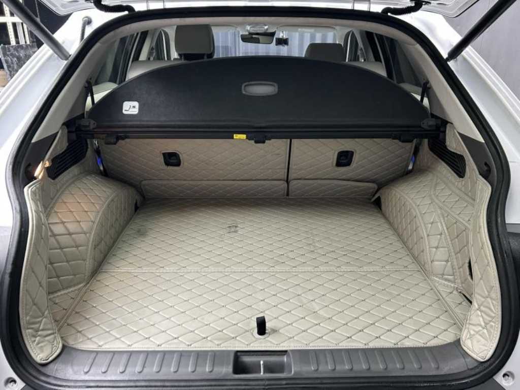HYUNDAI Ioniq 5 - Vista 7
