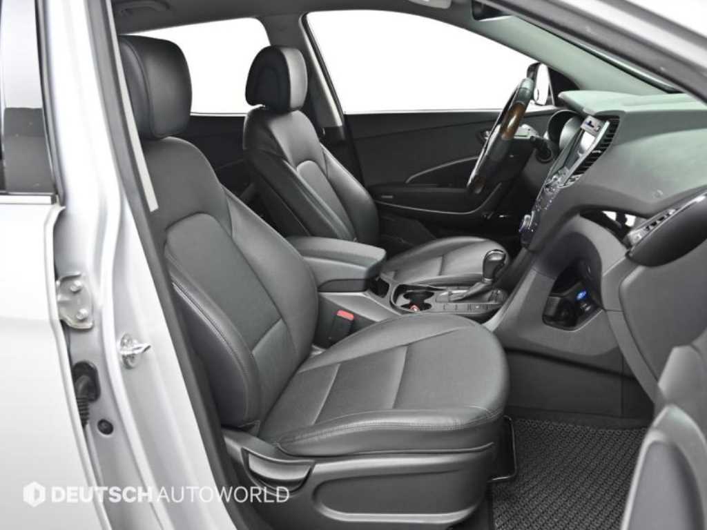 HYUNDAI Santa Fe - Vista 10