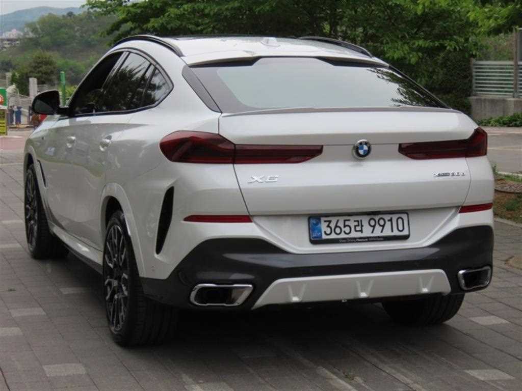 BMW X6 - Vista 4