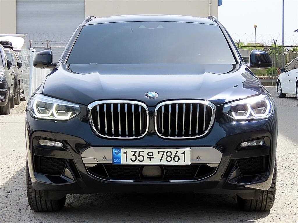 BMW X4 2021 Negro - Importación desde Corea - HF Imports Iquique - Foto 1