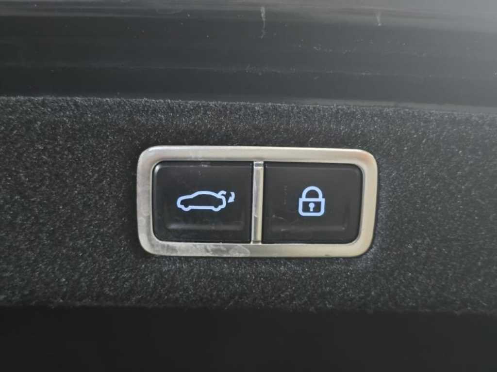 HYUNDAI Grandeur - Vista 7