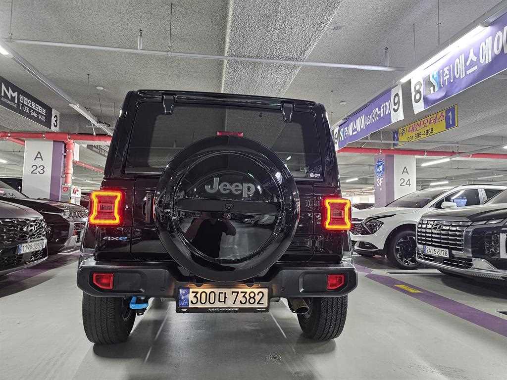 Jeep Wrangler - Vista 6