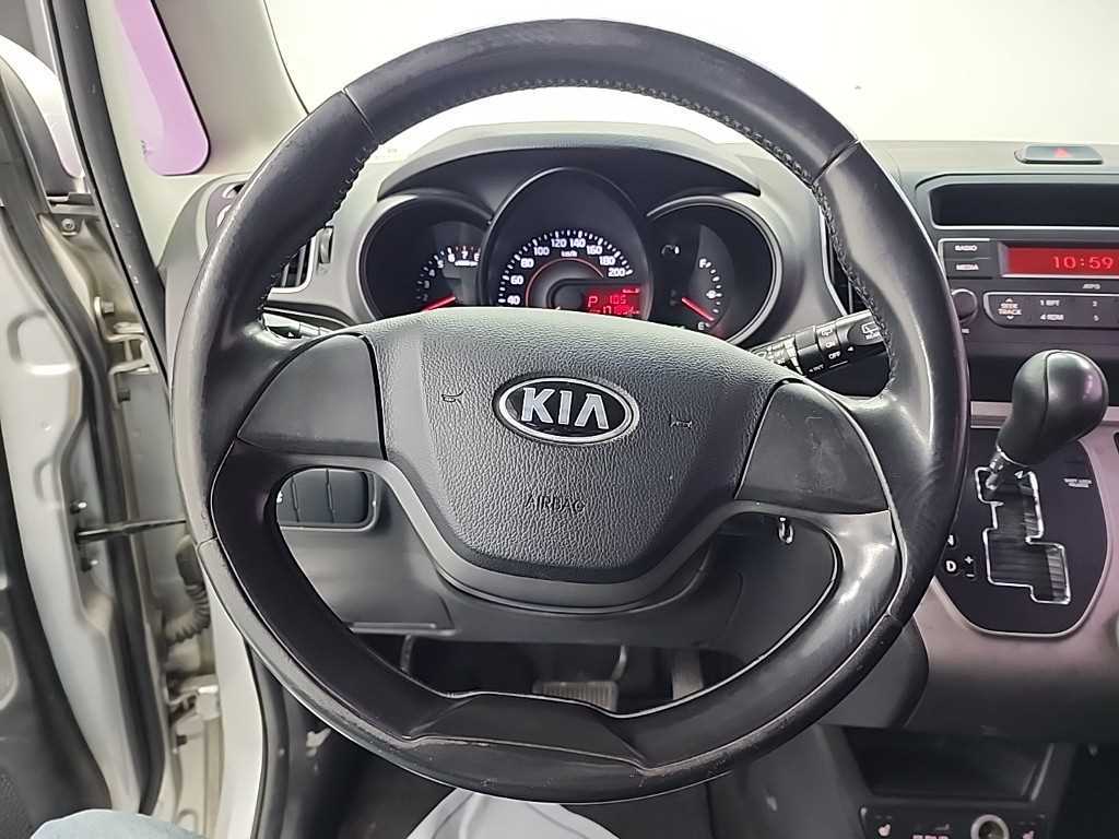 KIA Ray - Vista 9