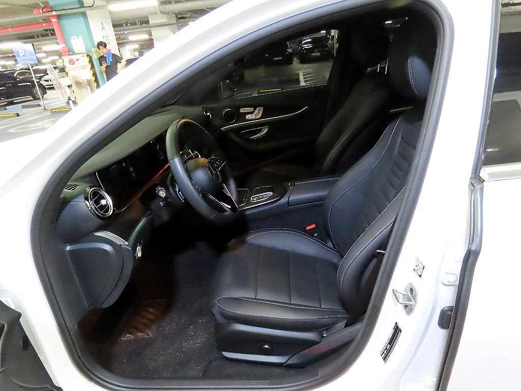 Mercedes Benz E class - Vista 6