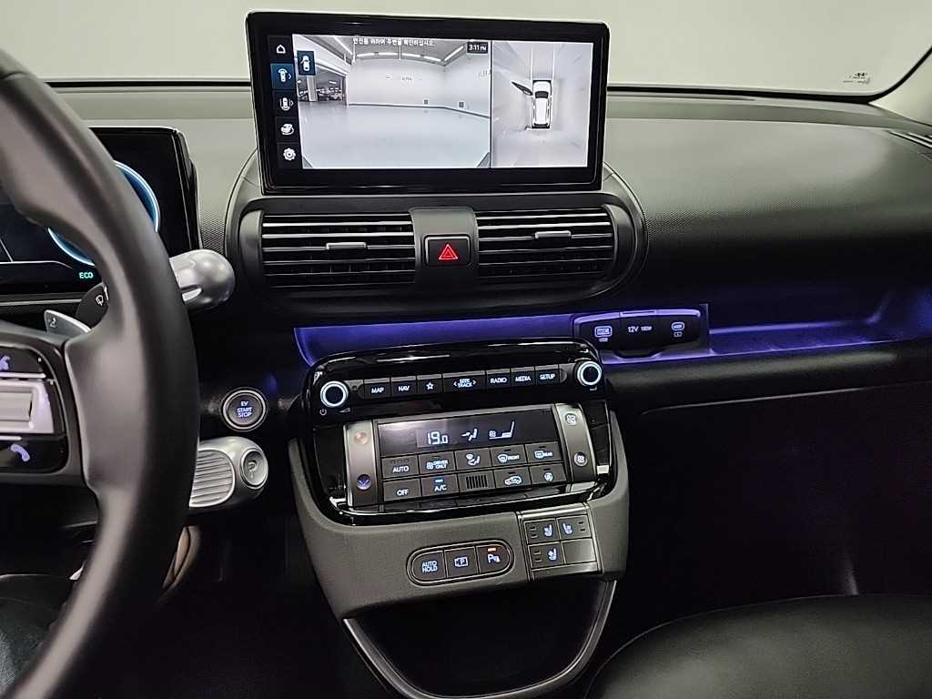 HYUNDAI Casper - Vista 10