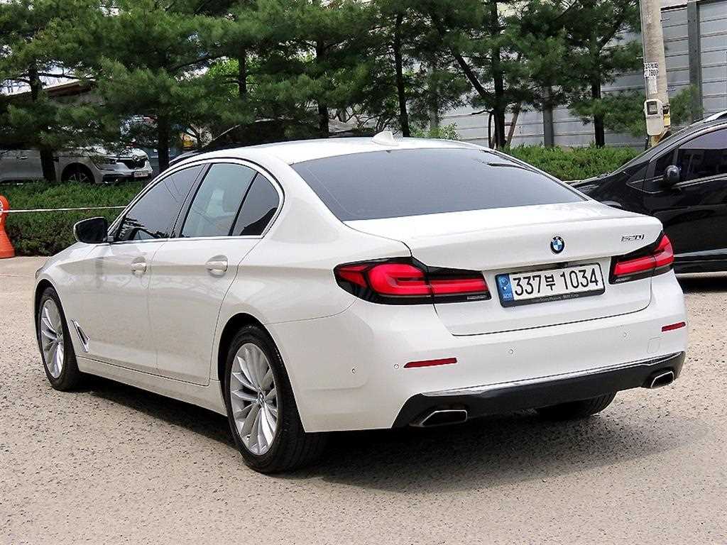 BMW 5 Series - Vista 3