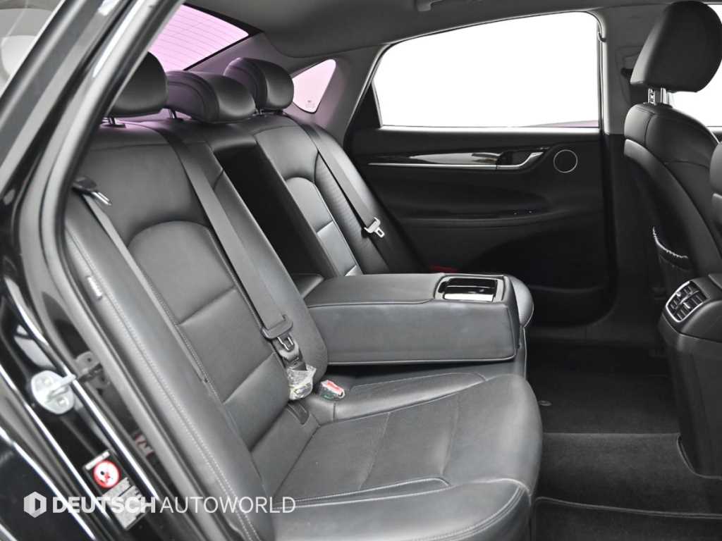HYUNDAI Grandeur - Vista 12