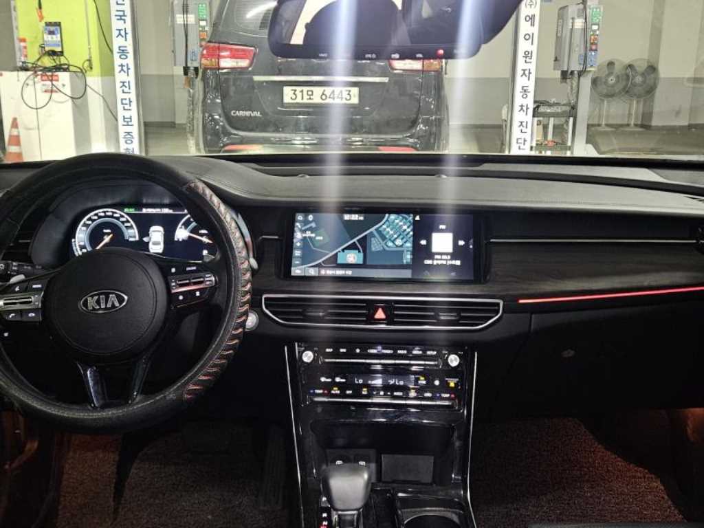 KIA K7 - Vista 7