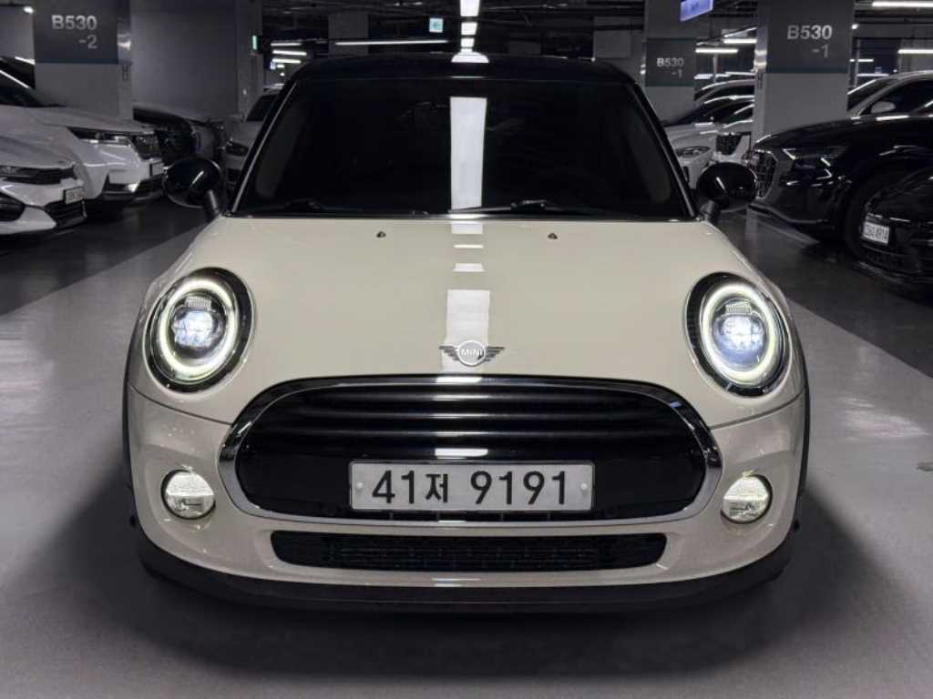 Mini Cooper 2019 Blanco - Importación desde Corea - HF Imports Iquique - Foto 1