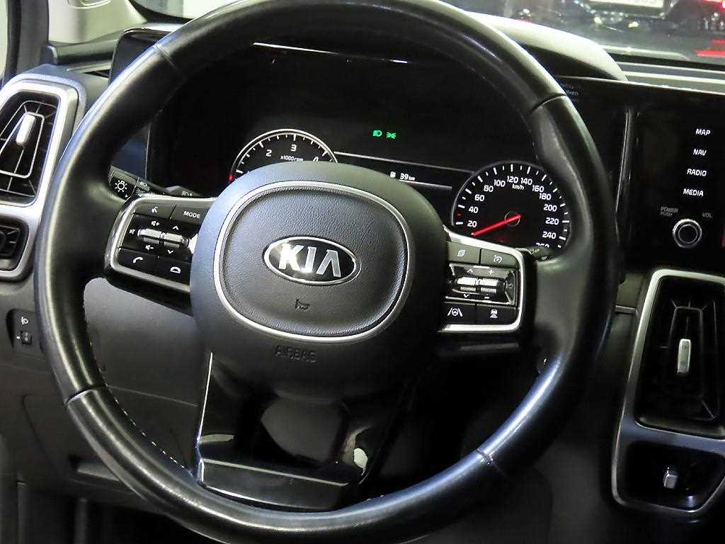 KIA Sorento - Vista 8