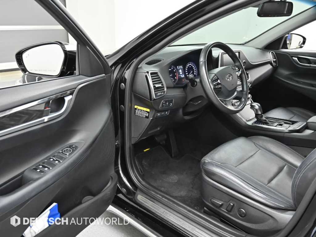 HYUNDAI Grandeur - Vista 11