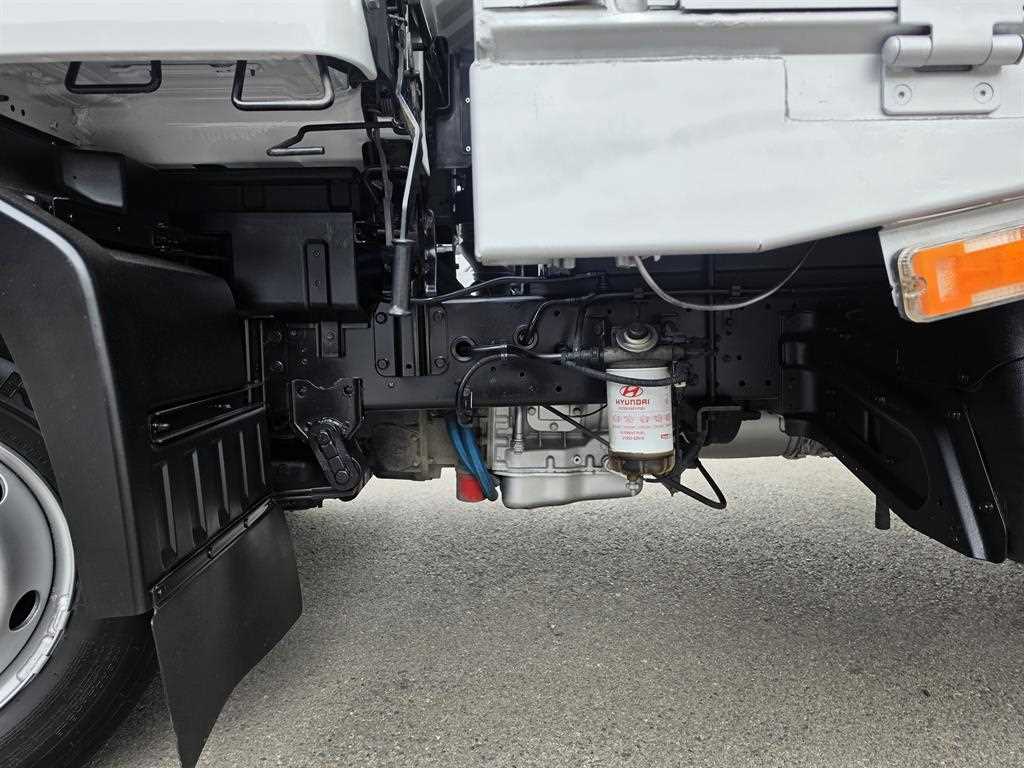 medium and large cargo truck - Vista 12