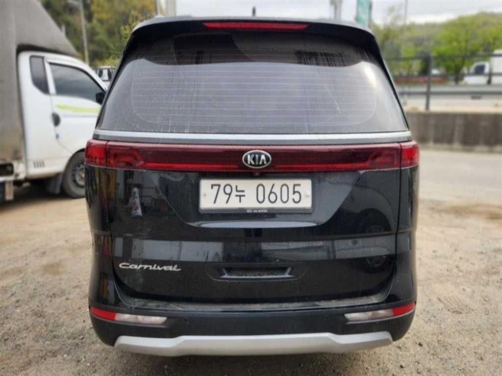 KIA Carnival - Vista 2